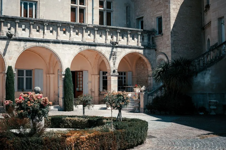 Jardin urbain amenage par Saint-Raymond Paysagiste a Bordeaux